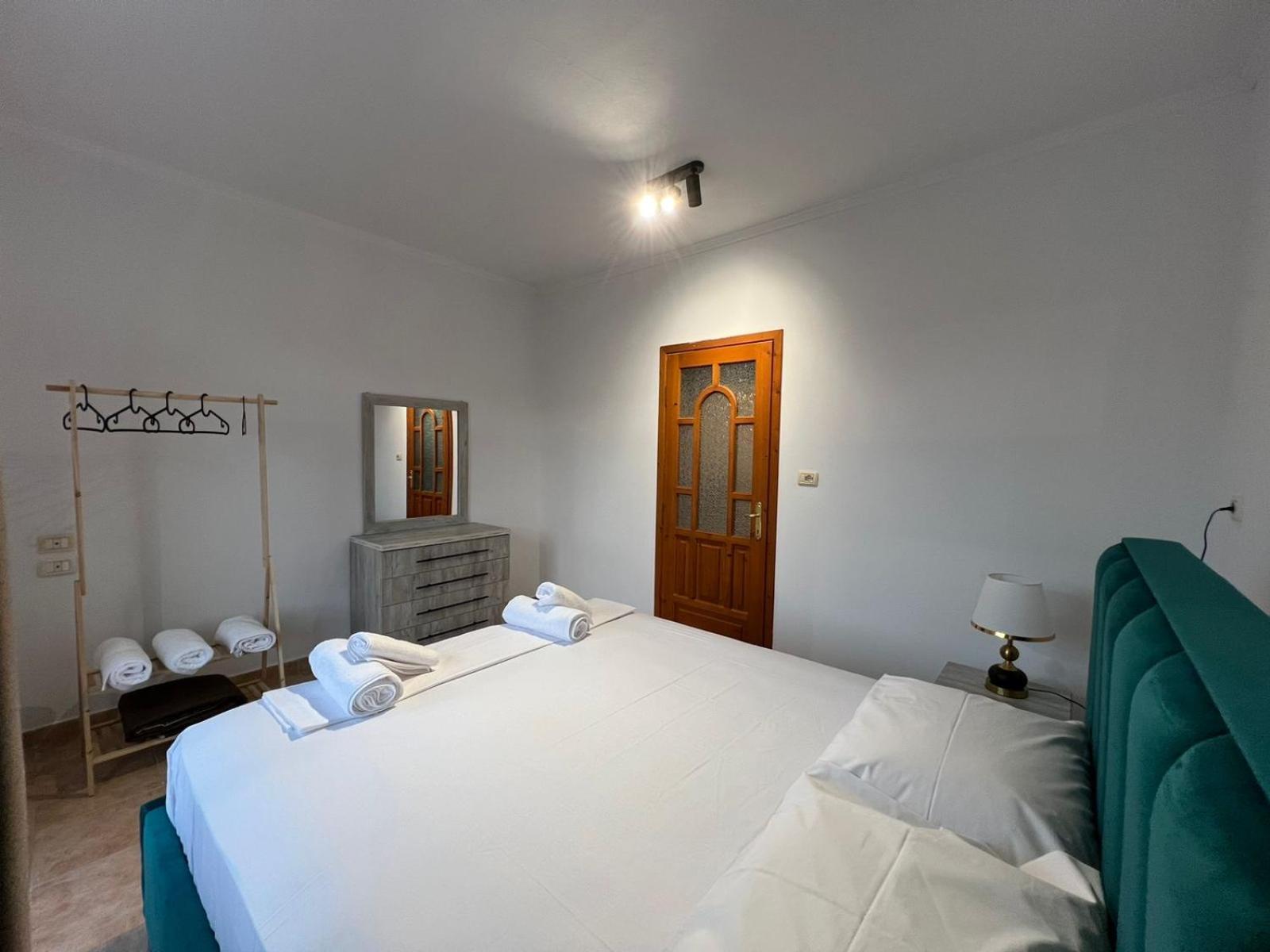 Sajmir Suites Përmet Esterno foto