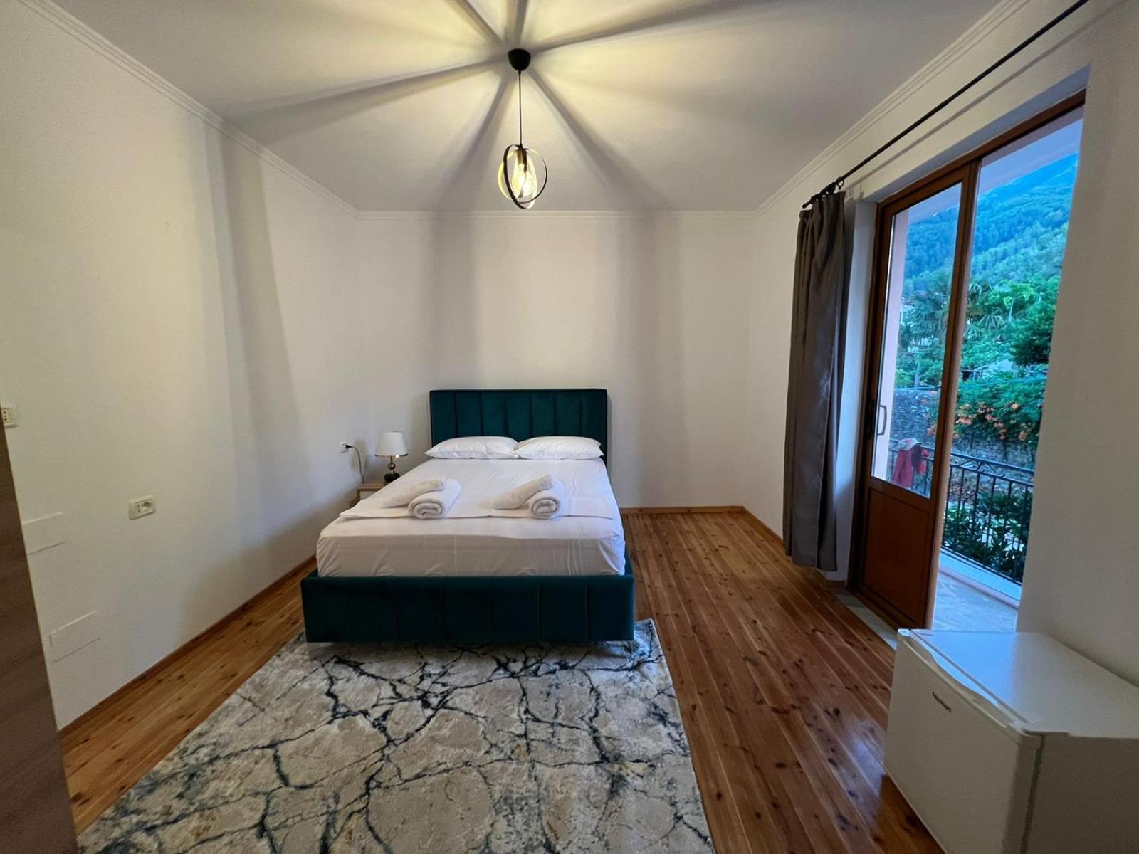 Sajmir Suites Përmet Esterno foto