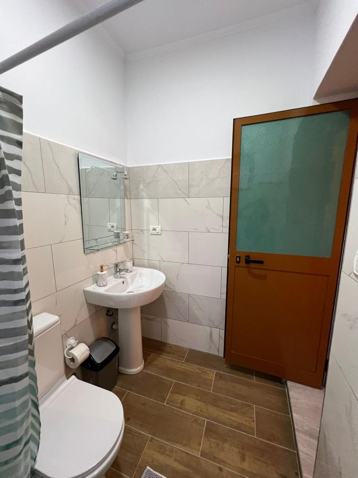 Sajmir Suites Përmet Esterno foto
